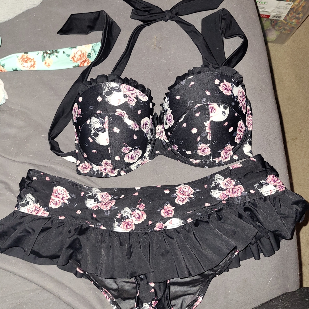 Hot Topic Black and Pink Floral Bikini